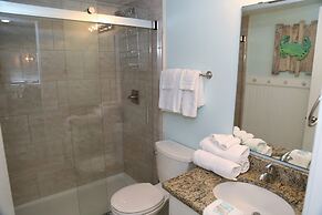 Tropical Winds 304 3 Bedroom Condo by RedAwning