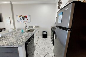 Royal Palms 1306 1 Bedroom Condo by RedAwning