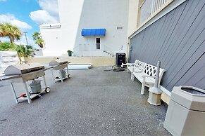 Castaways 1b 2 Bedroom Condo