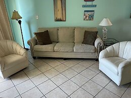 Castaways 1b 2 Bedroom Condo