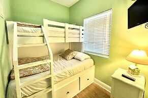 Lighthouse 1017 1 Bedroom Condo by RedAwning