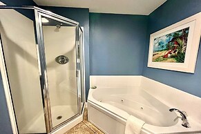 Lighthouse 1017 1 Bedroom Condo by RedAwning