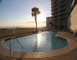 Lighthouse 1017 1 Bedroom Condo by RedAwning