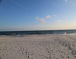 Lighthouse 1017 1 Bedroom Condo by RedAwning