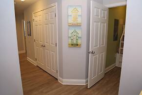 Lighthouse 1017 1 Bedroom Condo by RedAwning