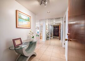 Polo Beach Club Vacation Rentals - APlus Resorts