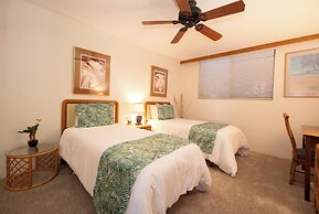 Polo Beach Club Vacation Rentals - APlus Resorts