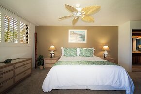 Polo Beach Club Vacation Rentals - APlus Resorts