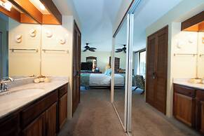 Polo Beach Club Vacation Rentals - APlus Resorts