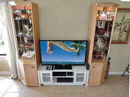 Polo Beach Club Vacation Rentals - APlus Resorts