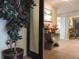 Polo Beach Club Vacation Rentals - APlus Resorts