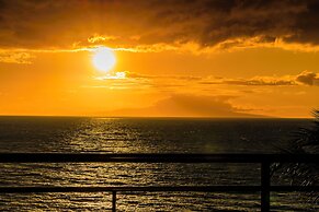 Polo Beach Club Vacation Rentals - APlus Resorts