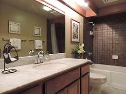 Polo Beach Club Vacation Rentals - APlus Resorts