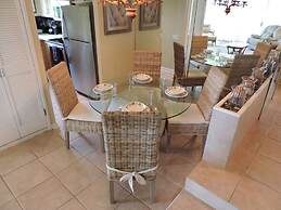 Polo Beach Club Vacation Rentals - APlus Resorts