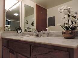 Polo Beach Club Vacation Rentals - APlus Resorts