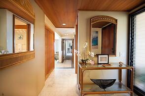 Polo Beach Club Vacation Rentals - APlus Resorts