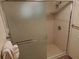 Polo Beach Club Vacation Rentals - APlus Resorts