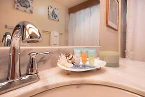 Polo Beach Club Vacation Rentals - APlus Resorts