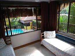 Rc Sol de Boiçucanga Suites