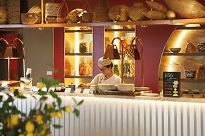 Vias Hotel Vung Tau - Transportation Included