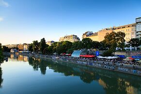 Vienna Westside Apartments