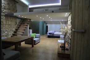 Damour Country Club