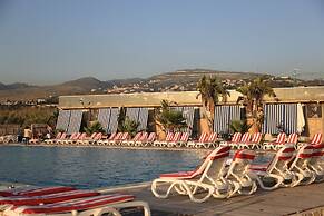 Damour Country Club