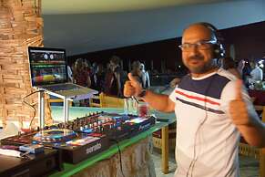 Damour Country Club