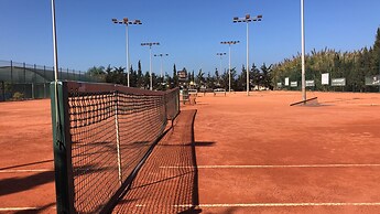 Damour Country Club