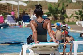 Damour Country Club