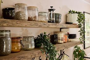 Designers Villa near Alafoss Waterfall