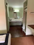 Finley Country Club Hotel Motel