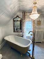 1000 Islands B&B – The Bulloch House