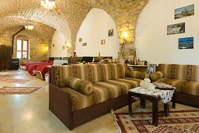 Boustany Guest House - Hostel