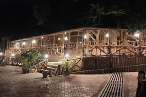 Shangri La Jungle Resort