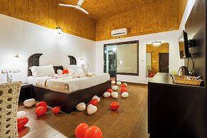 Shangri La Jungle Resort