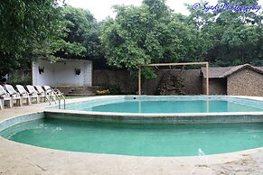 Shangri La Jungle Resort