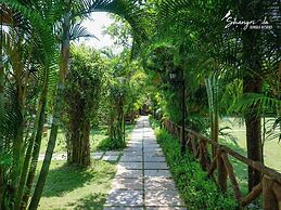 Shangri La Jungle Resort