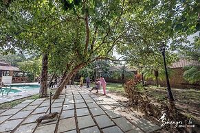 Shangri La Jungle Resort