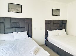 Airport Royal Guest House