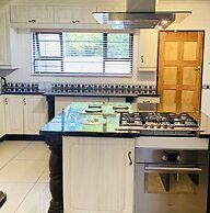 Airport Royal Guest House