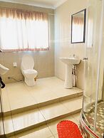 Airport Royal Guest House