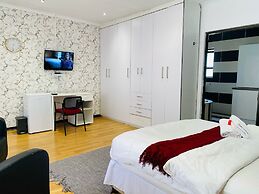 Airport Royal Guest House