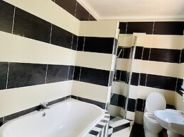 Airport Royal Guest House