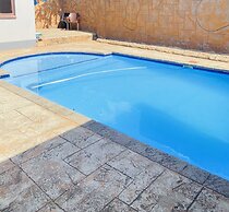 Airport Royal Guest House