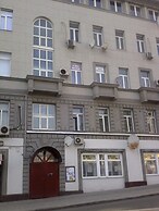 Best For Travelers - Hostel