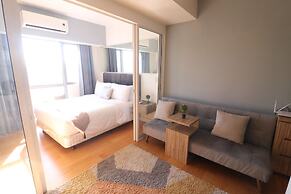 Oasis Regency at Acqua Livingstone near Rockwell