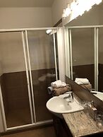 Hedges Court Residencies Town Hall-2 Room 3 Bed Apartment