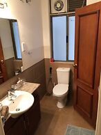 Hedges Court Residencies Town Hall-2 Room 3 Bed Apartment