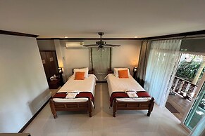 Baan Nam Pen Resort